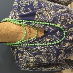 Vintage 1950s Lucite / hong kong / Jade Look Marbled Endless Strand Necklace